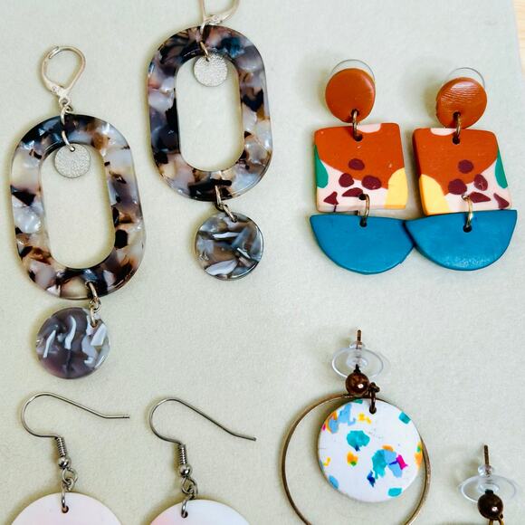 Vintage to Modern Fun Statement Earrings Lot - Picture 2 of 3